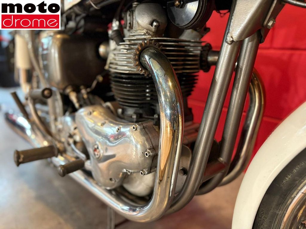 Foto 8 - Norton DOMINATOR 99