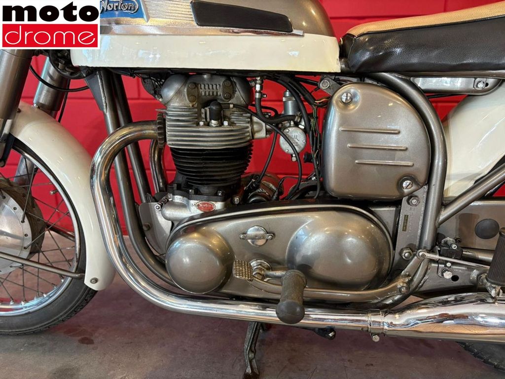 Foto 20 - Norton DOMINATOR 99