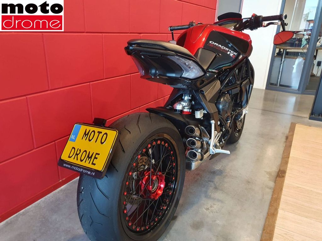 Foto 6 - MV Agusta DRAGSTER 800 RR | GARANTIE