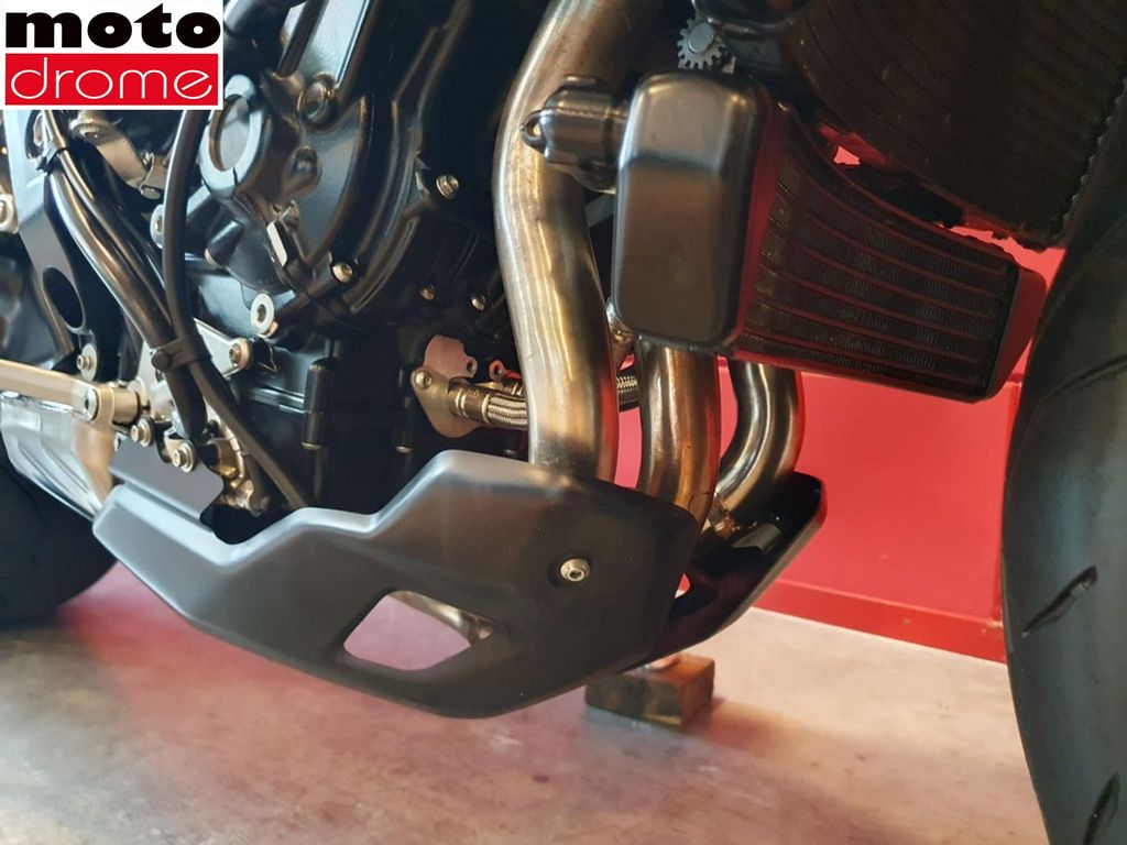 Foto 14 - MV Agusta DRAGSTER 800 RR | GARANTIE