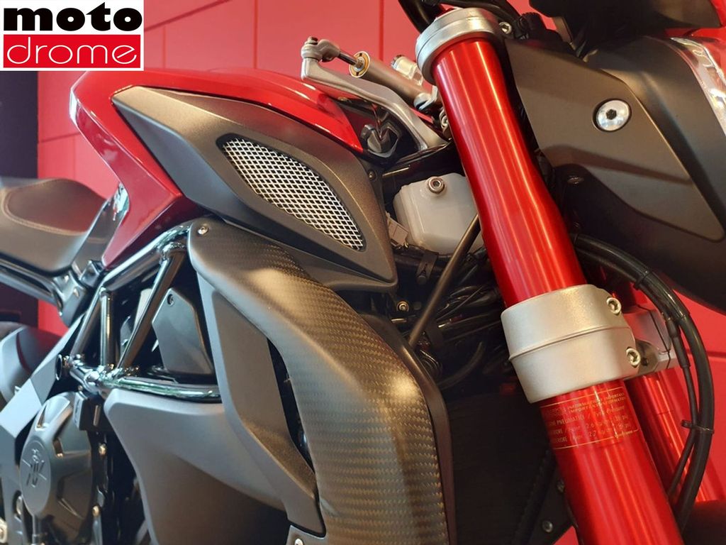 Foto 17 - MV Agusta DRAGSTER 800 RR | GARANTIE