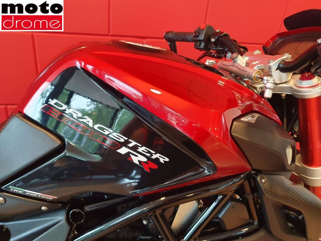 Foto 19 - MV Agusta DRAGSTER 800 RR | GARANTIE