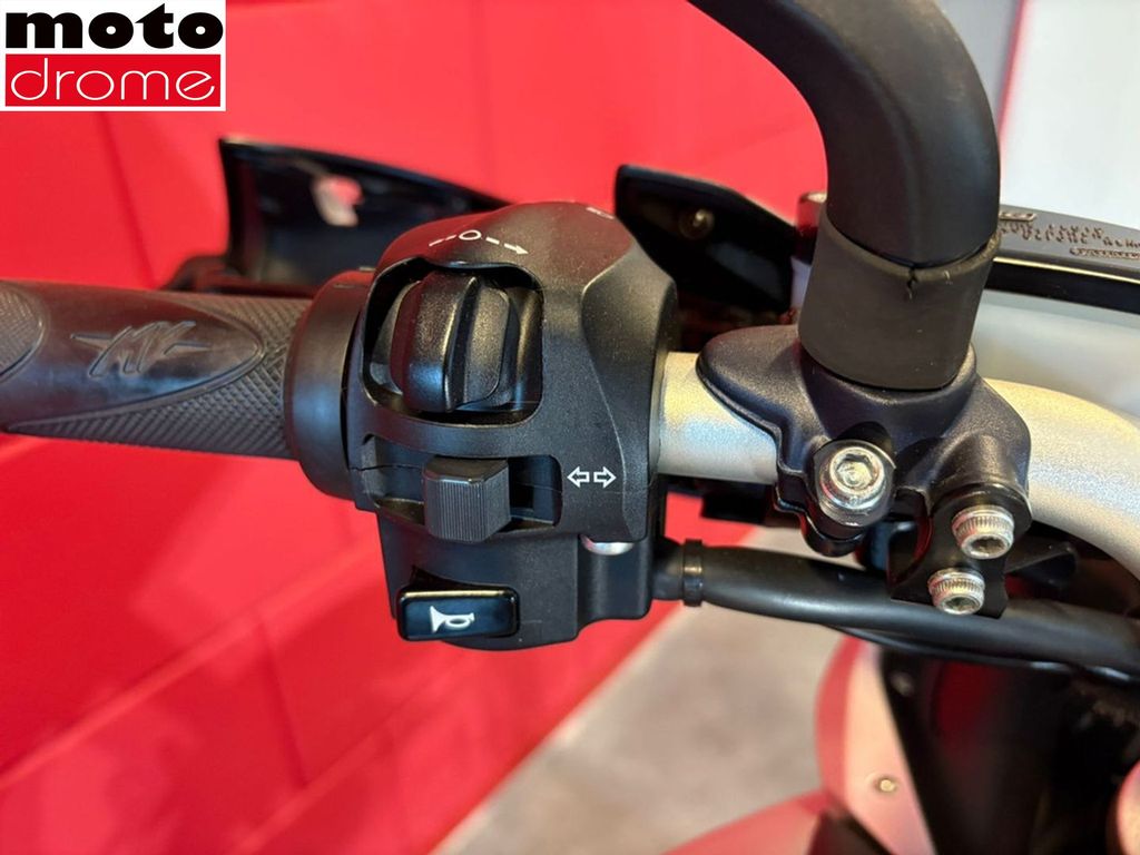 Foto 16 - MV Agusta TURISMO VELOCE 800 | GARANTIE