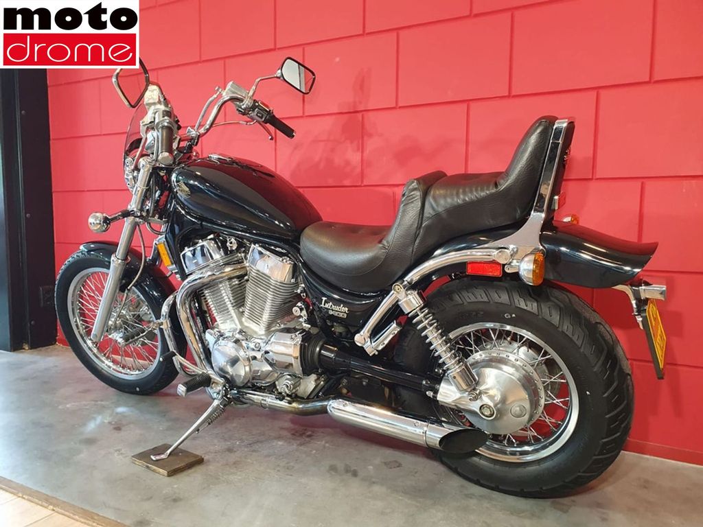 Foto 5 - Suzuki VS 1400, ZEER NETTE MOTOR