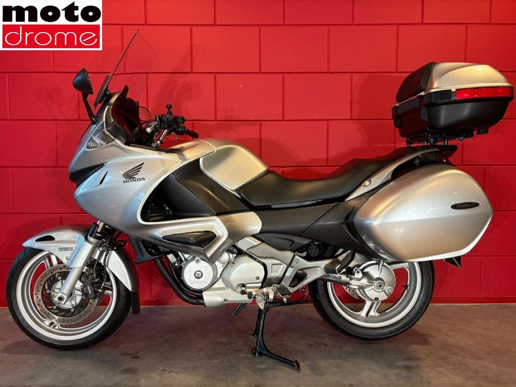 Foto 2 - Honda NT 700 VA DEAUVILLE | GARANTIE