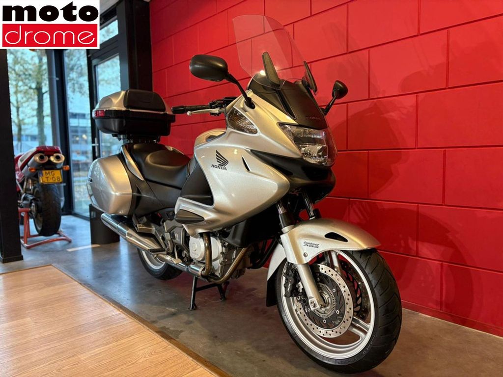 Foto 3 - Honda NT 700 VA DEAUVILLE | GARANTIE