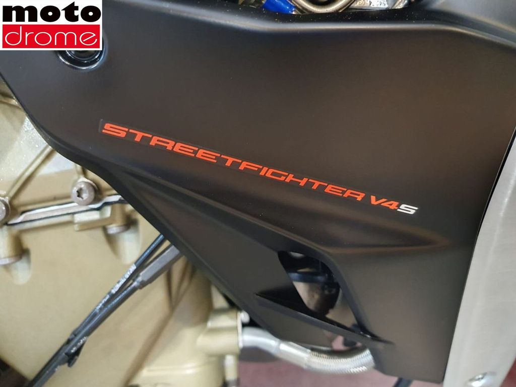 Foto 9 - Ducati STREETFIGHTER V4S | GARANTIE