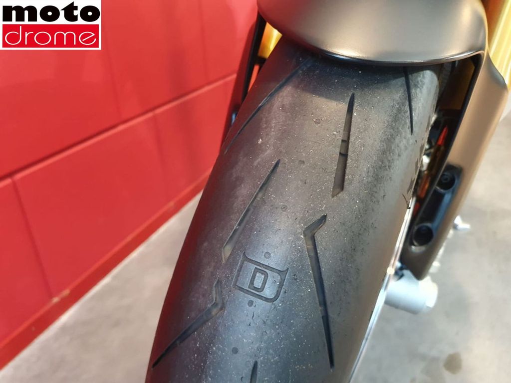 Foto 17 - Ducati STREETFIGHTER V4S | GARANTIE