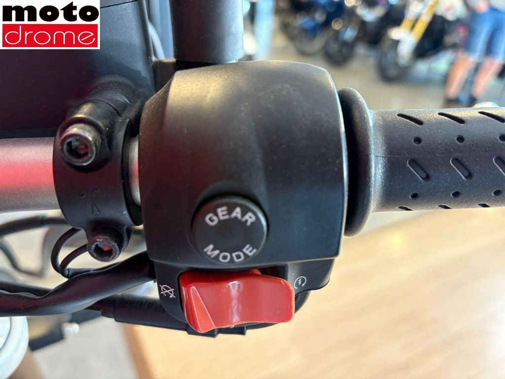 Foto 9 - Aprilia MANA 850 | AUTOMAAT