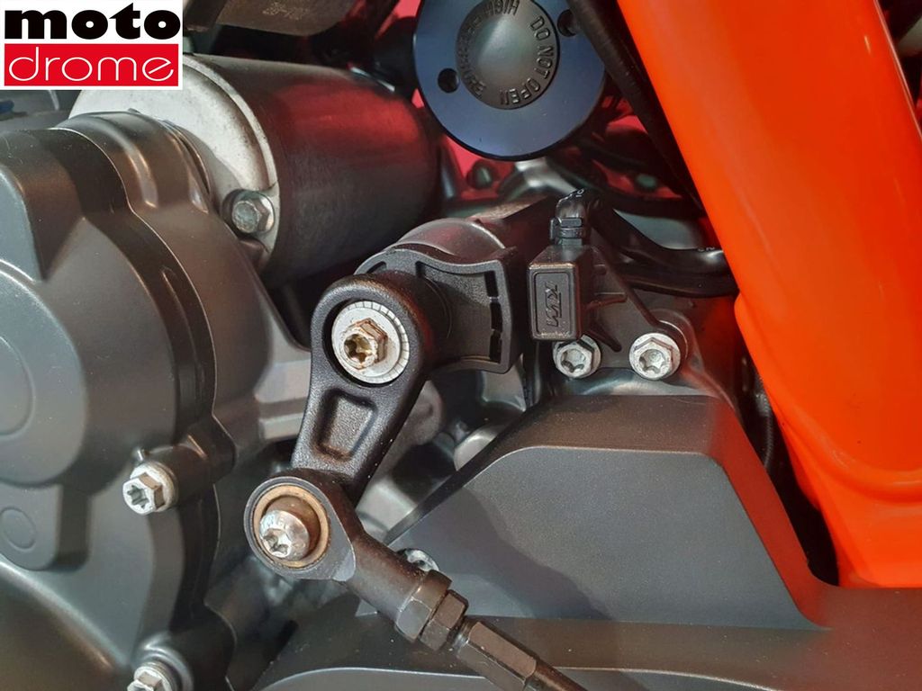 Foto 8 - KTM 890 DUKE R | BTW MOTOR | 1 EIGENAAR