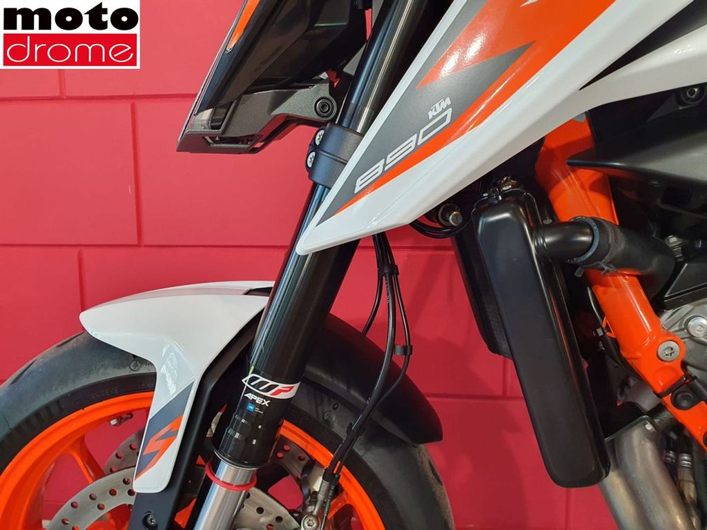 Foto 12 - KTM 890 DUKE R | BTW MOTOR | 1 EIGENAAR