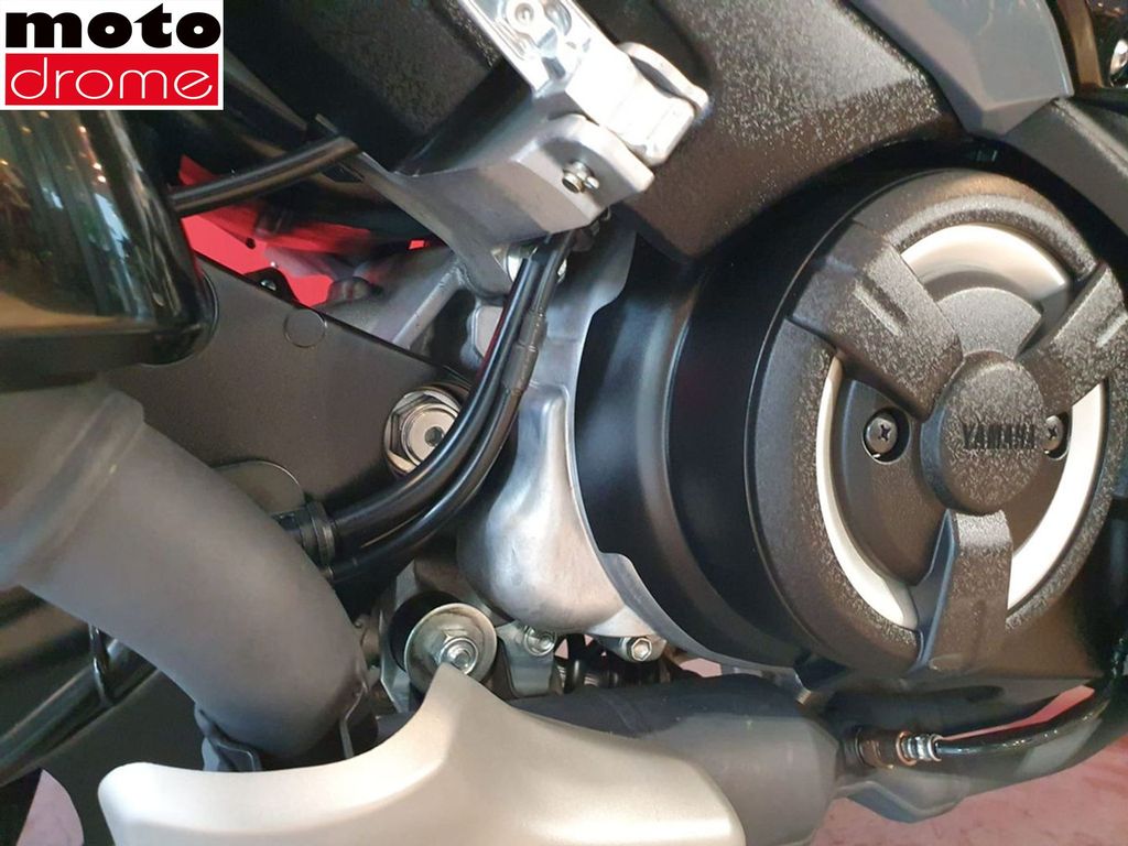 Foto 7 - Yamaha T-MAX TECH MAX 560 | 1E EIGENAAR