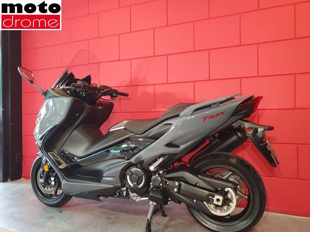 Foto 4 - Yamaha T-MAX TECH MAX 560 | 1E EIGENAAR