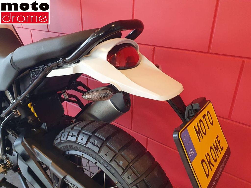 Foto 7 - Ducati DESERT X | GARANTIE | INCL. DESMO